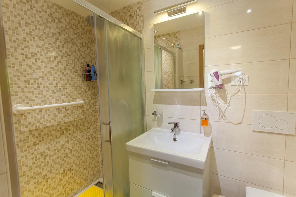 Apartment Dunja Đảo Đảo Cres Ngoại thất bức ảnh