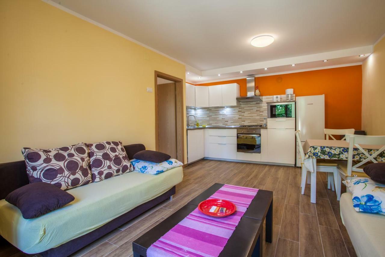 Apartment Dunja Đảo Đảo Cres Ngoại thất bức ảnh
